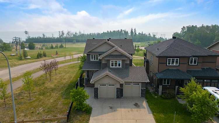 768 Heritage Dr Fort McMurray, AB T9K0Z