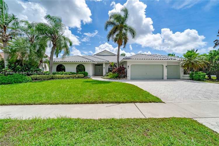550 NW 110th Ave Plantation, FL 33324
