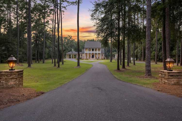2798 Millstone Plantation Rd Tallahassee, FL 32312