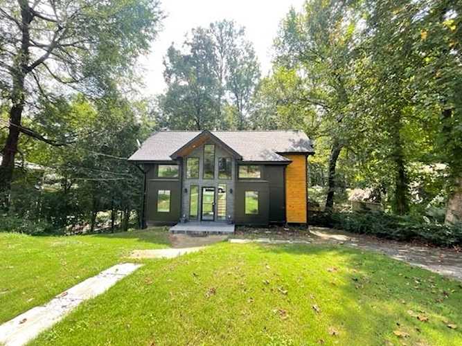 1995 Shalimar Drive NE Atlanta, GA 30345