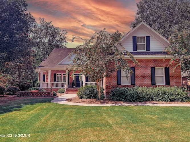 220 Maple Creek Dr Wallace, NC 28466