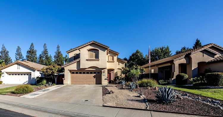 1510 Whitstable Drive Roseville, CA 95747