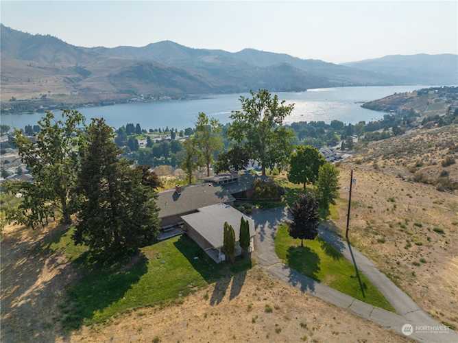 211 W No-See-Um Rd Chelan, WA 98816