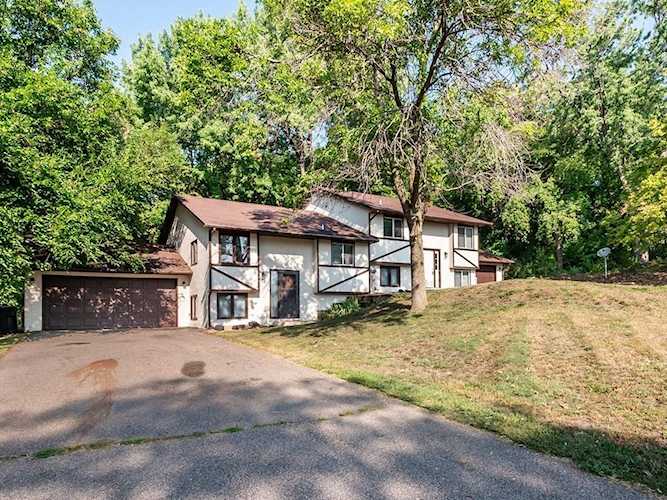 5410 W Old Shakopee Circle Bloomington, MN 55437