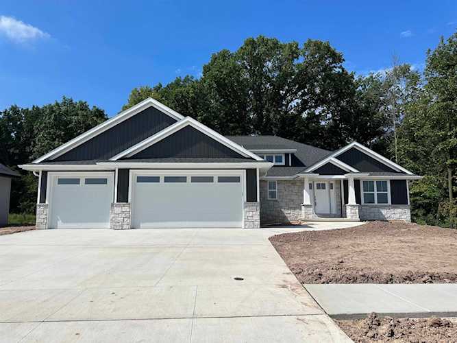 3289 Evening Star Dr Green Bay, WI 54311 home for sale, MLS#50280250 - Dallaire Realty Photo 1