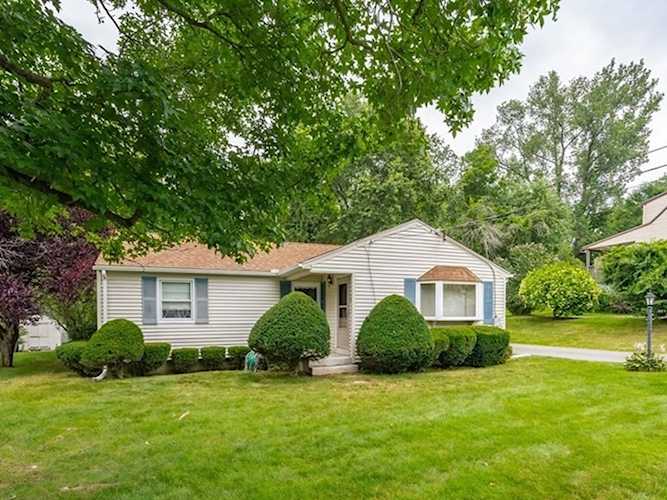 38 Buckingham Ave West Springfield, MA 01089 | Town Property Group Photo 1