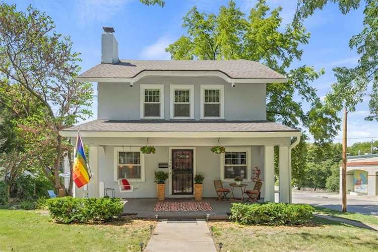 5902 Walnut St Kansas City, MO 64113