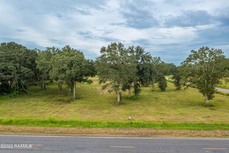 11013 E Admiral Doyle Drive Jeanerette, LA 70544