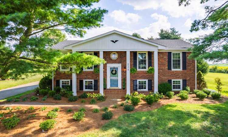 238 Talmage Mayo Rd Harrodsburg, KY 40330