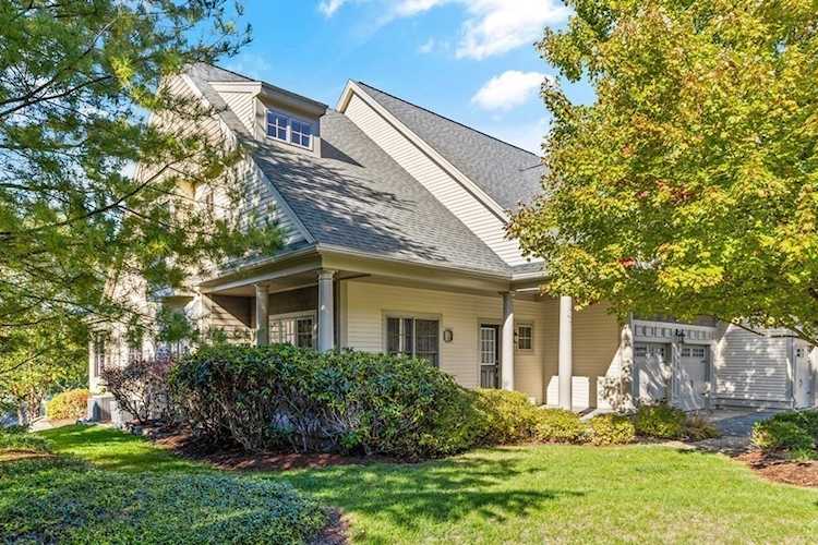 30 Nobscot #13 Sudbury, MA 01776 | MLS 73099304 Photo 1