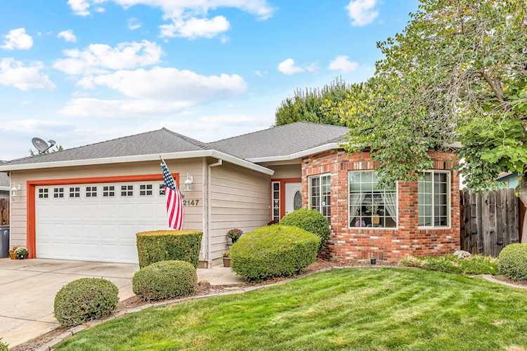 2147 Milford Dr Medford, OR 97501