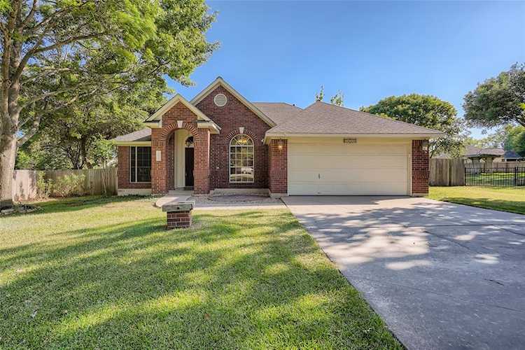 Address Withheld Buda, TX 78610