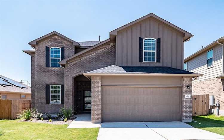 590 Cherrystone LOOP Buda, TX 78610