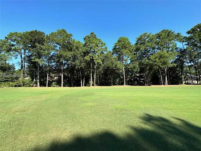 740 Colonial Dr Hilton Head Island, SC 29926