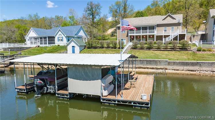 44 Mistwood Bluff Rd Camdenton, MO 65020