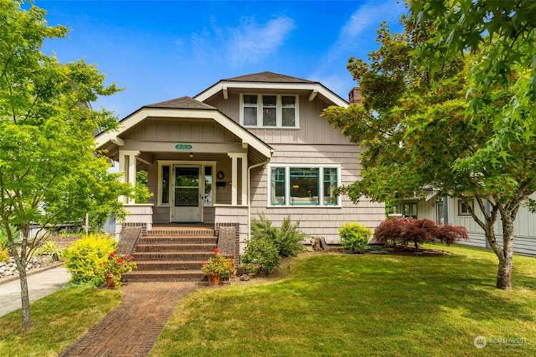 806 H St Centralia, WA 98531