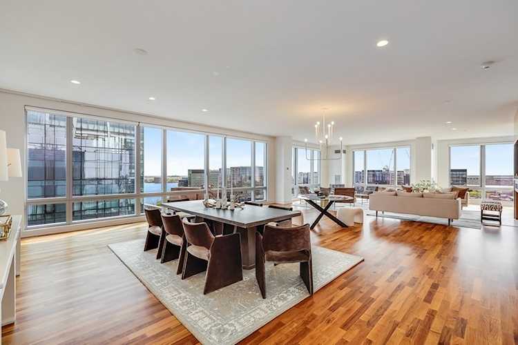 500 Atlantic Ave #PH20K Boston, MA 02210