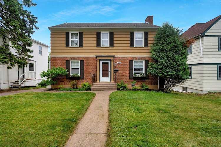 2622 E 6th Street Duluth, MN 55812