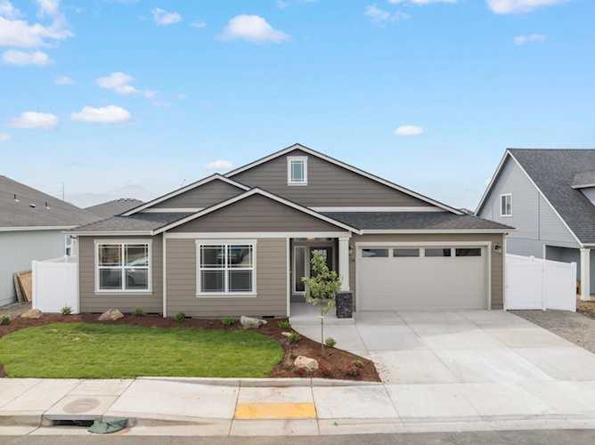 3774 Nicholas Way White City, OR 97503