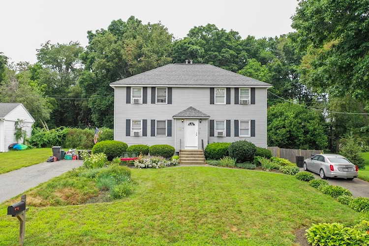 11 Rainbow Dr #11 in Haverhill, MA - Century 21 New England Photo 1