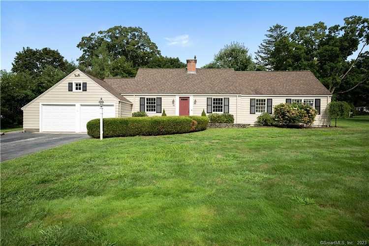 19 Orchard Ln Glastonbury, CT 06033
