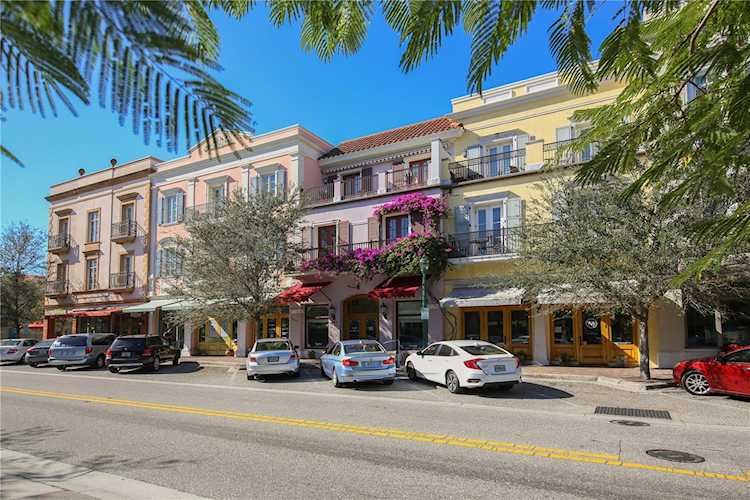 1469 5th St #202 Sarasota, FL 34236
