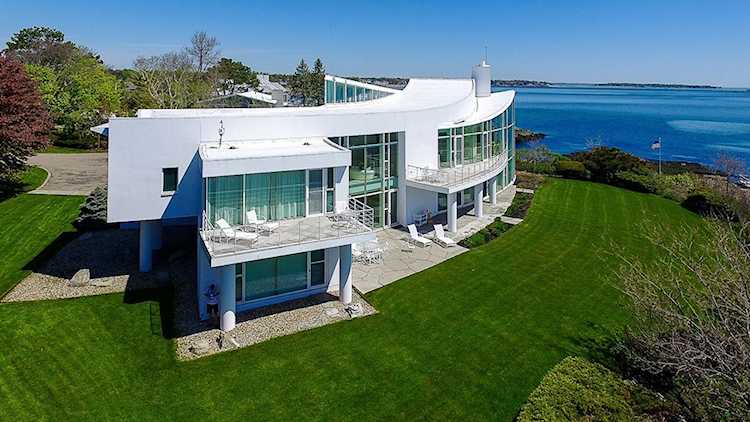 45 Littles Point Rd Swampscott, MA 01907