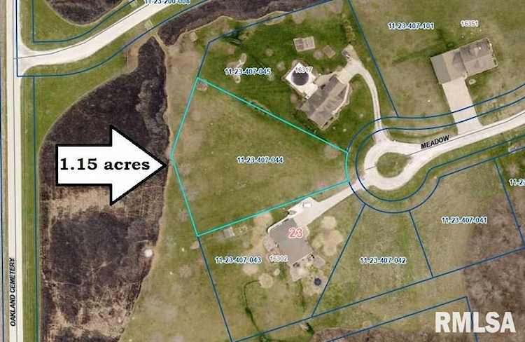 44 S Meadow Ln Petersburg, IL 62675