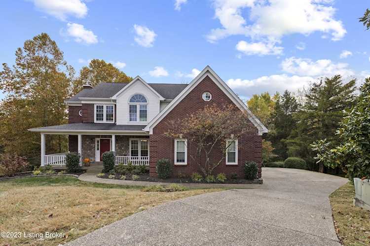 959 Willow Creek Ln Louisville, KY 40245
