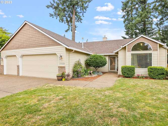 15029 Saint Andrews DR Oregon City, OR 97045