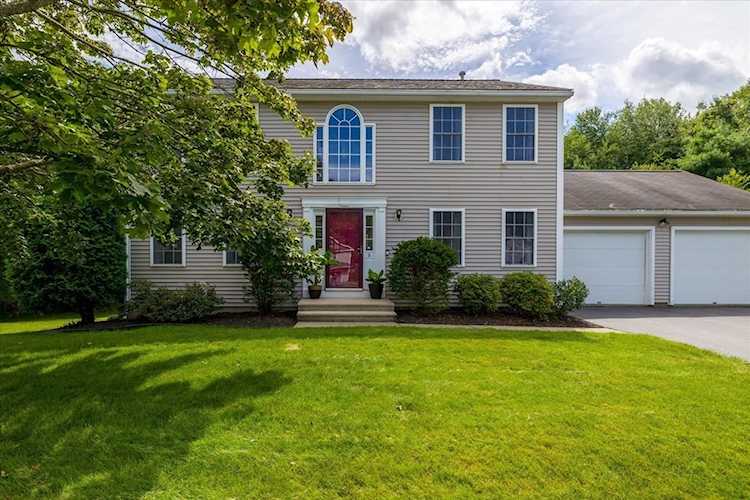Shrewsbury, 8 Hobblebush Rd, MA, home for sale, MLS#:73148471 Photo 1