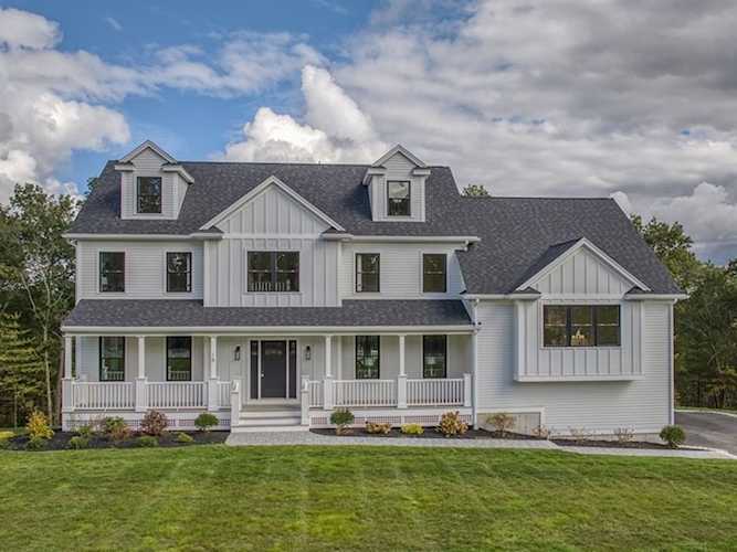 15 Couture Way Middleton, MA 01949