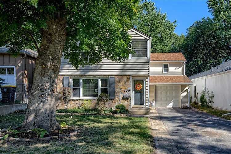 300 E 78th Terrace Kansas City, MO 64114