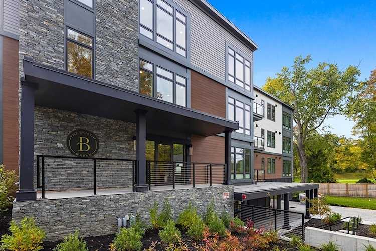 20 Kinmonth Rd #106 Newton, MA 02468