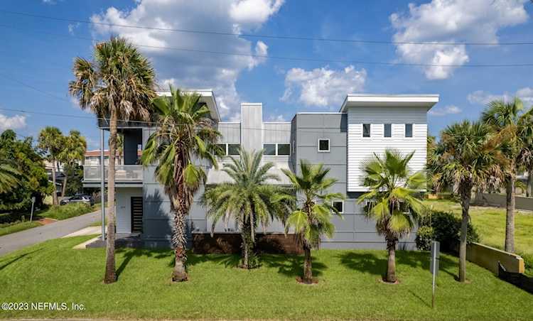 849 East Coast DR Atlantic Beach, FL 32233