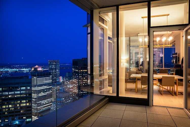 1 Franklin Street #PH2D Boston, MA 02110