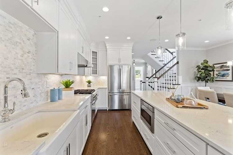74 Weston Lane #74 Hopkinton, MA 01748