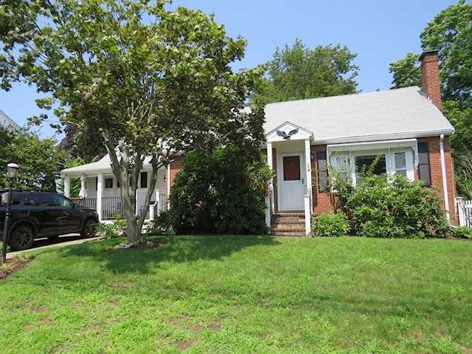 250 East Cross Street Norwood, MA 02062