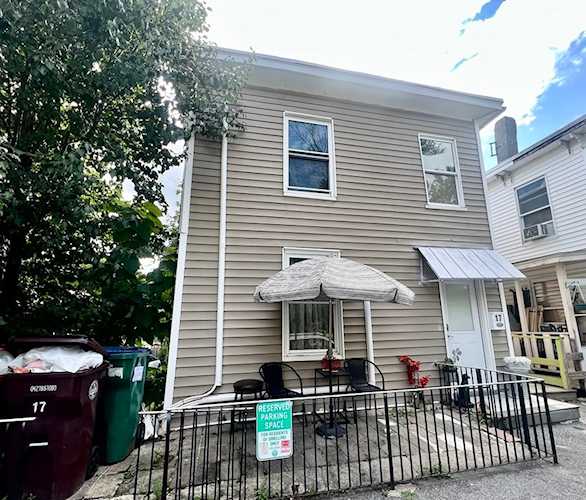 17 Harrison St Lowell, MA 01852