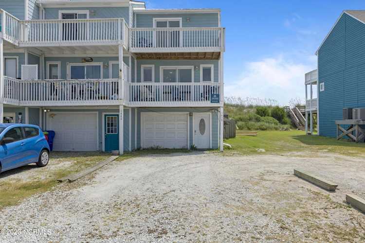 1438 New River Inlet Rd North Topsail Beach, NC 28460