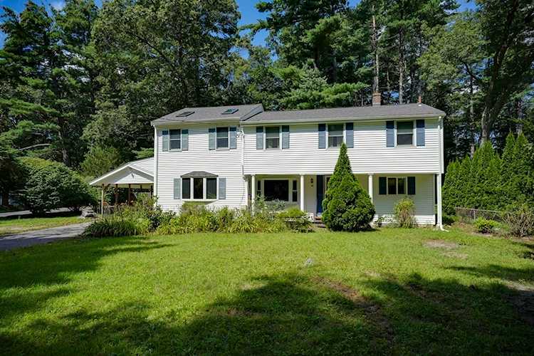 67 Pine St Sudbury, MA 01776