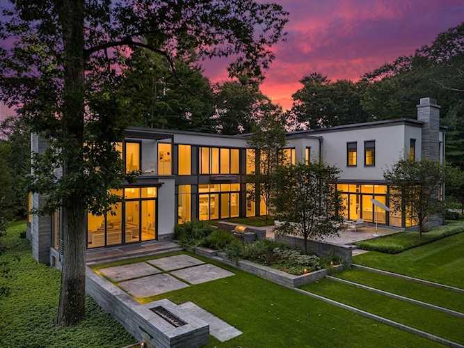 70 Possum Rd Weston, MA 02493