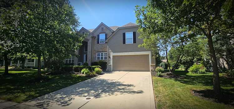 4228 Parkshore Drive Lewis Center, OH 43035
