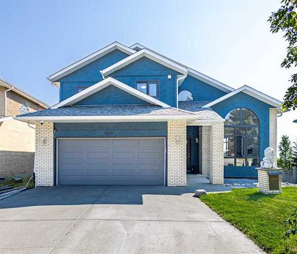 2908 Signal Hill Dr SW Calgary, AB T3H 2V1