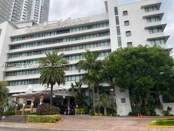 6345 Collins Ave #412 Miami Beach, FL 33141