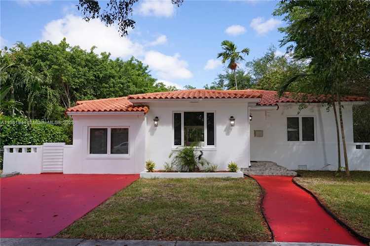 157 NW 104th St Miami Shores, FL 33150