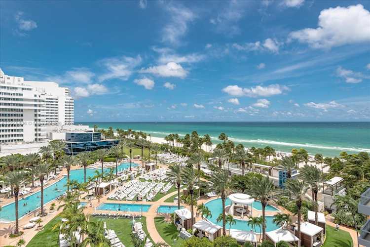 4391 Collins Ave #701 Miami Beach, FL 33140