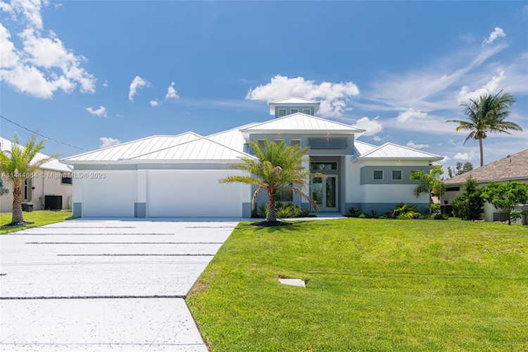 624 NW 37th Pl Other City - In The State Of Florida, FL 33993