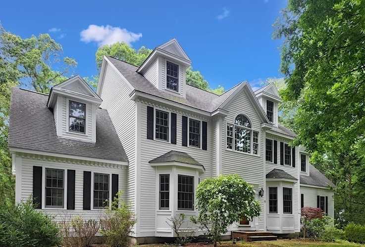 15 Bishops Way North Reading, MA 01864 | MLS 73122411 Photo 1