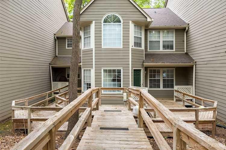 5922 Graygate LnCharlotteNC28210Bennington Woods Photo 1